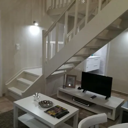 Appartement In Psiri -